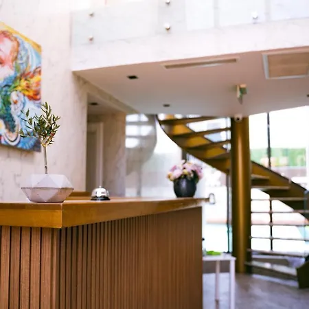 Sevilla Alacati Çeşme