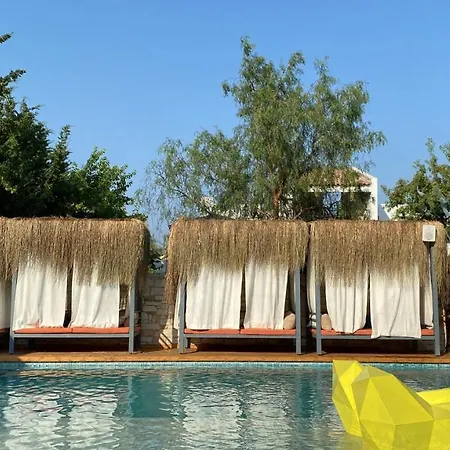 Hotel Sevilla Alacati *