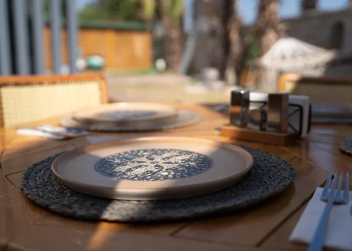 Отель Sevilla Alacati Кешме