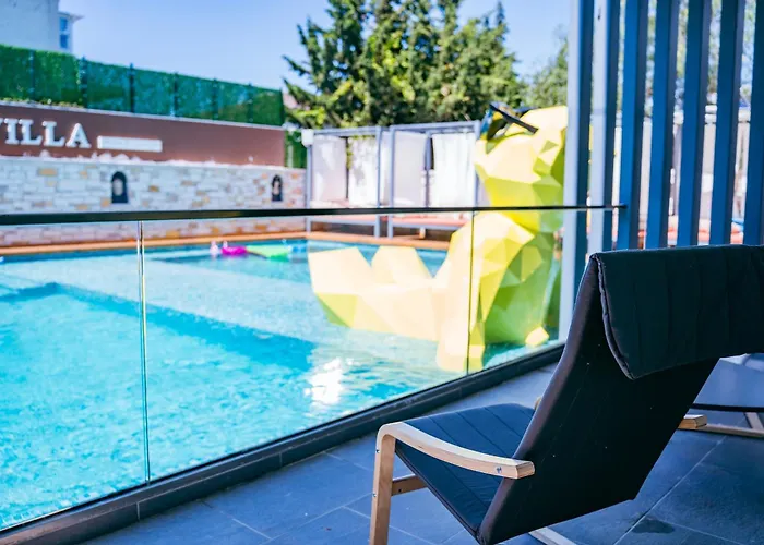 Sevilla Alacati Кешме